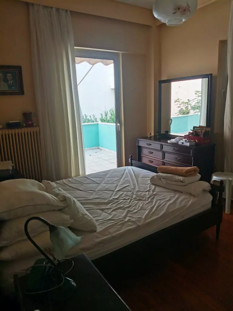 2-bedroom Flat In Palaio Faliro, Greece (90 M²)