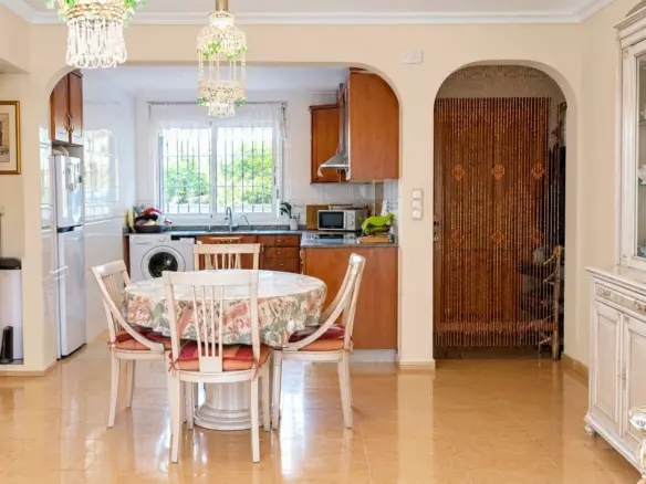 2-bedroom Bungalow In Orihuela Costa, Spain (90 M²)