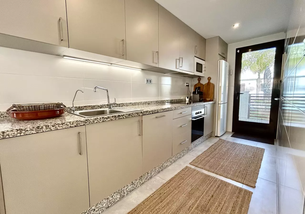 3-bedroom Town House In Pilar De La Horadada, Spain (85 M²)