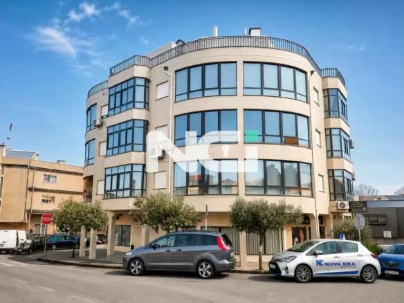 3-bedroom Apartment In Urgezes, Guimarães | Nci33