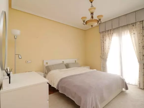 3-bedroom Town House In Orihuela Costa, Spain (122 M²)