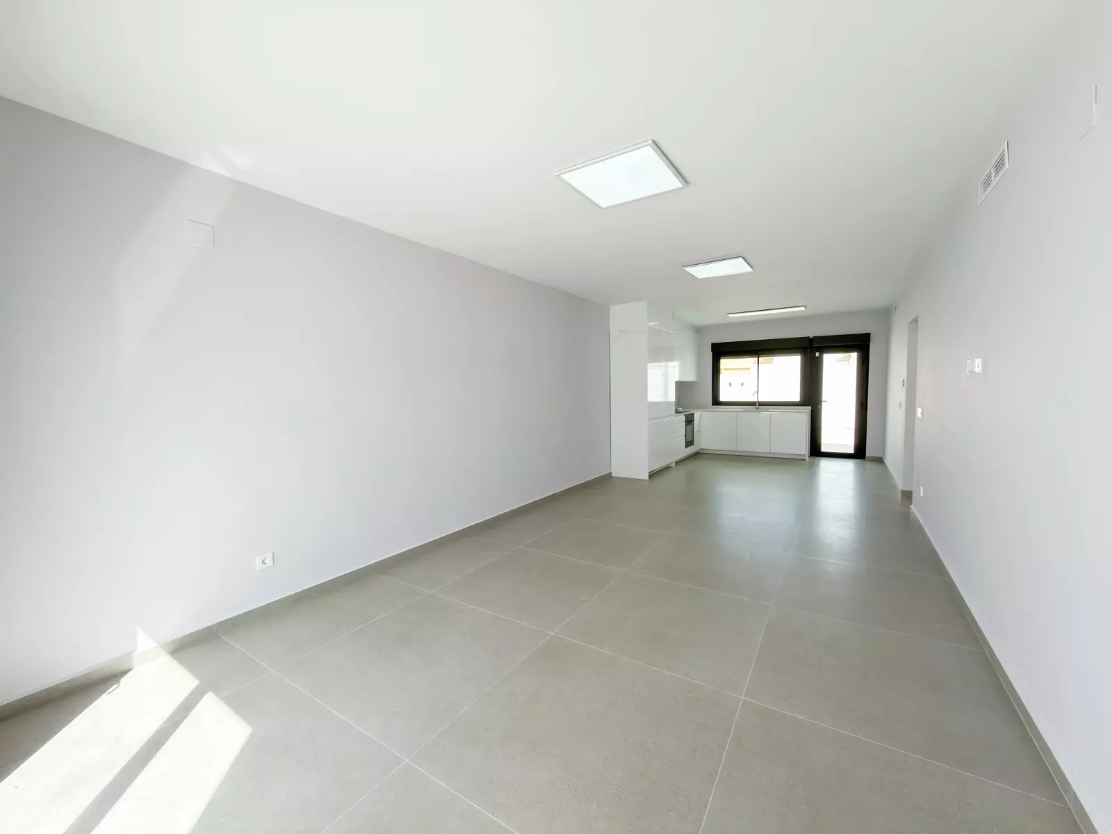 o_1jvcdrued18nhvgdvt4rmk1lgn31-05fbf5 3-bedroom Villa In Torrevieja, Spain (109 M²)