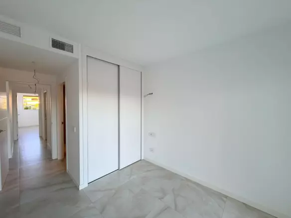 2-bedroom Apartment In Orihuela Costa, Spain (90 M²)