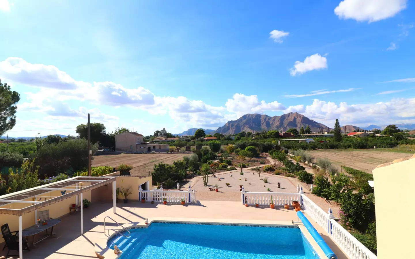 3-bedroom Country House In Rafal, Spain (166 M²)