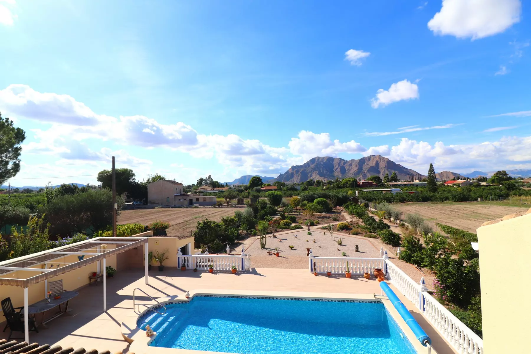 3-bedroom Country House In Rafal, Spain (166 M²)
