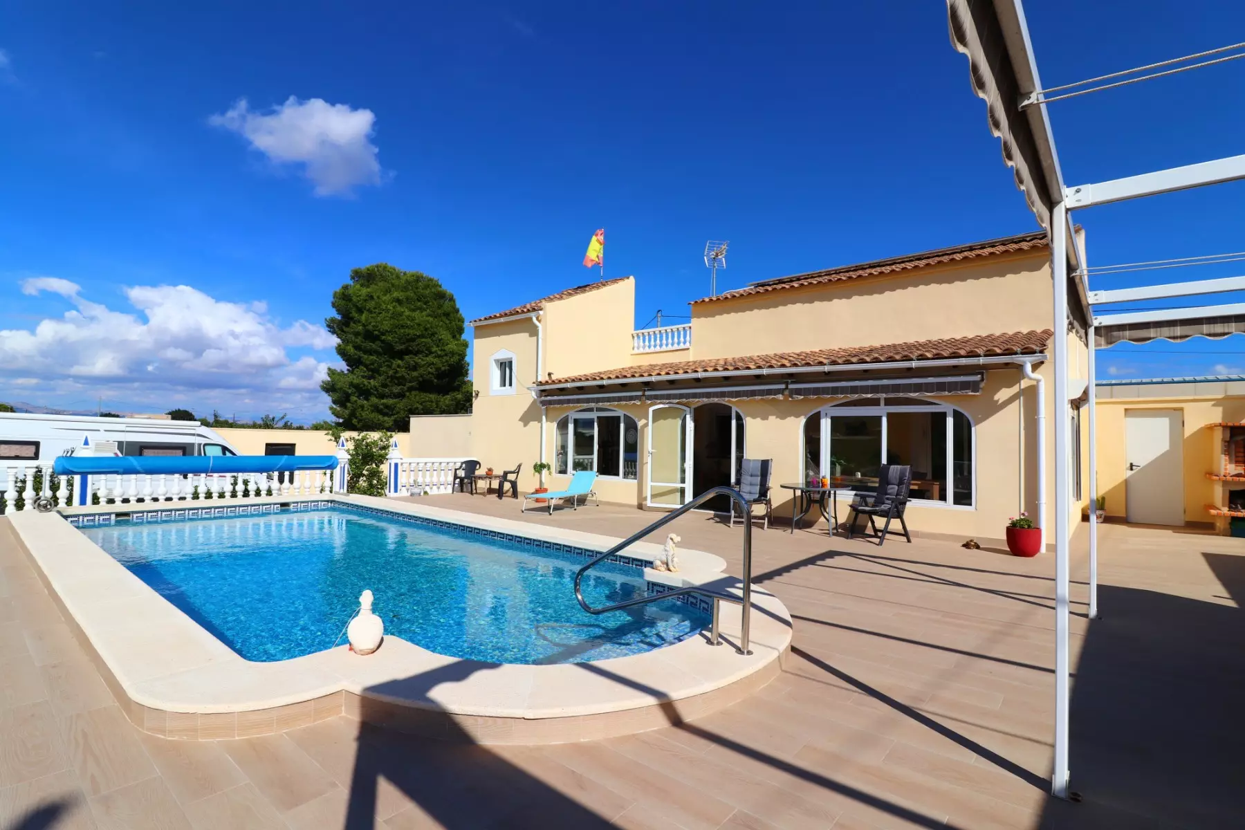 3-bedroom Country House In Rafal, Spain (166 M²)