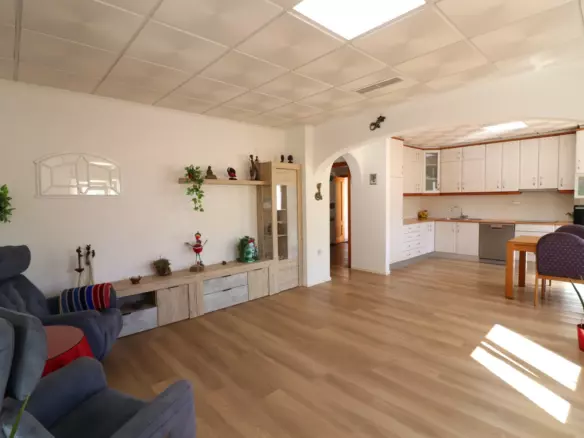 3-bedroom Country House In Rafal, Spain (166 M²)