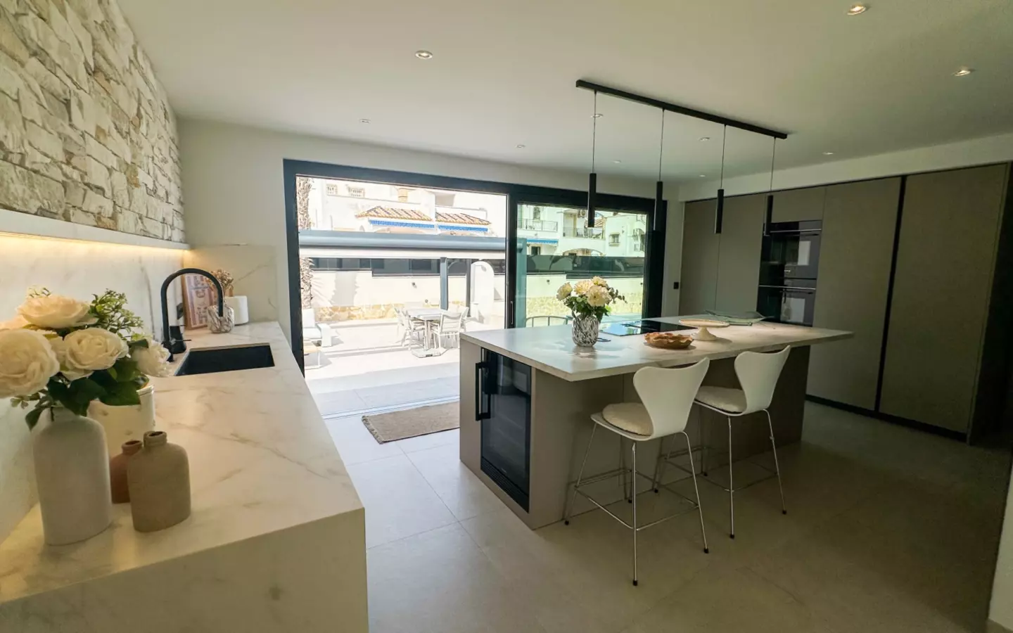 3-bedroom Villa In Orihuela, Spain (225 M²)