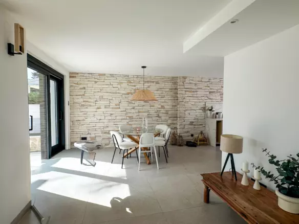 3-bedroom Villa In Orihuela, Spain (225 M²)
