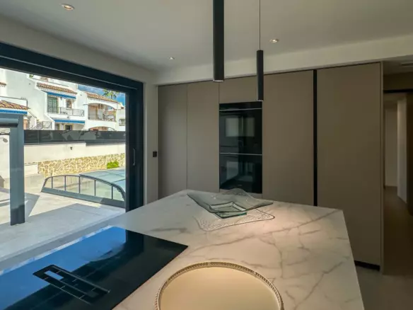 3-bedroom Villa In Orihuela, Spain (225 M²)