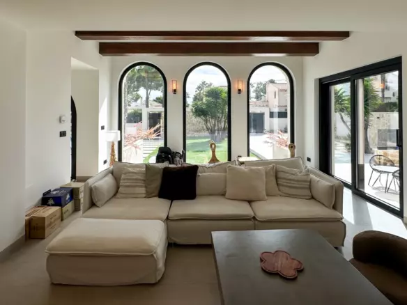 3-bedroom Villa In Orihuela, Spain (225 M²)