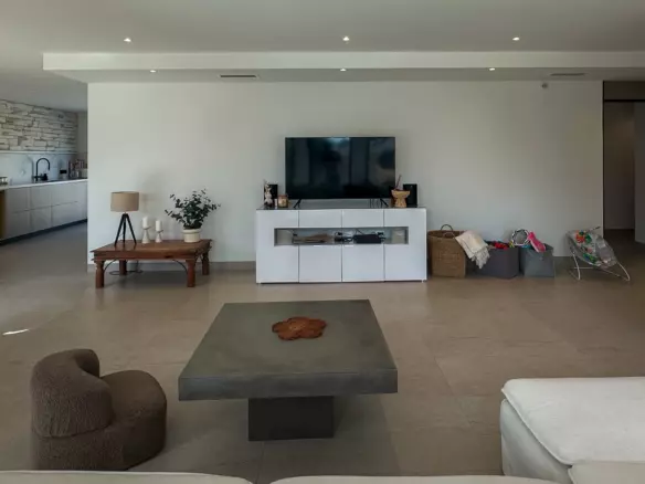 3-bedroom Villa In Orihuela, Spain (225 M²)