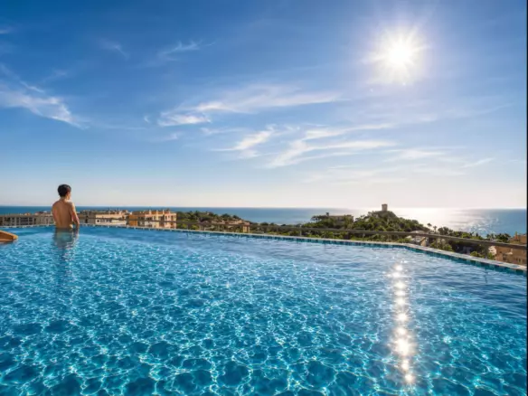 2-bedroom Apartment In Villajoyosa, Spain (67 M²)