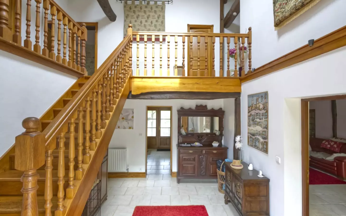 5-bedroom Country House In Lorigne, France (287 M²)