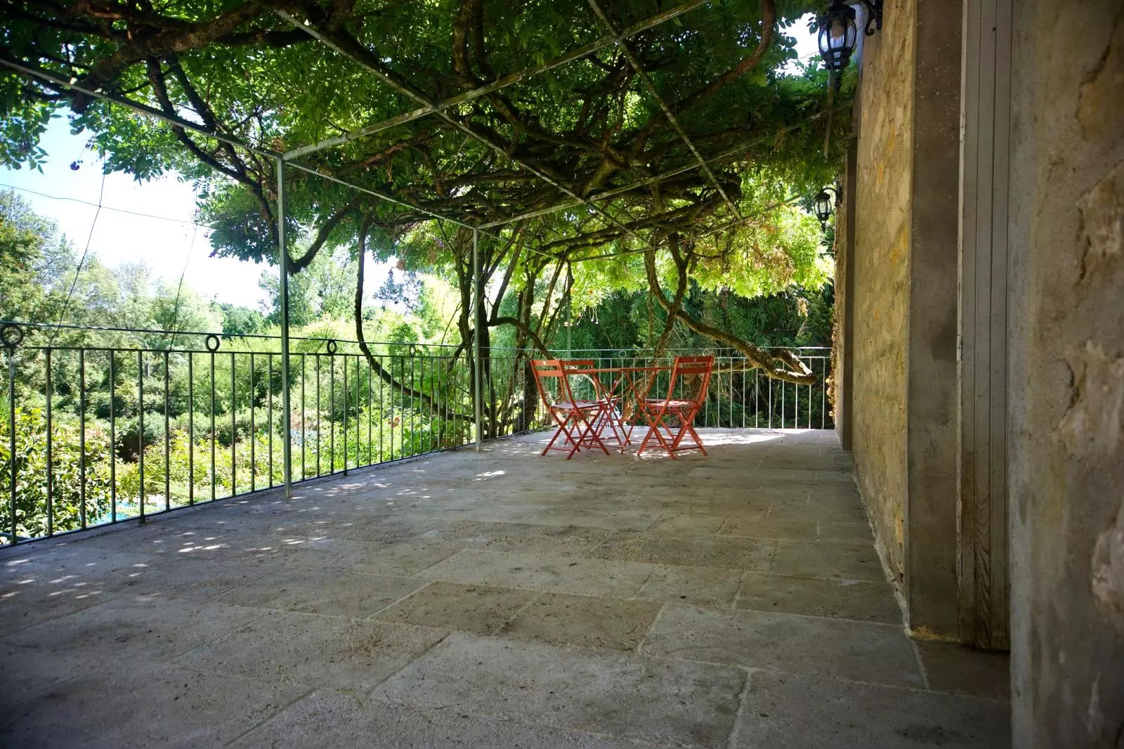 8-bedroom Manor House In Lizant, France (697 M²)