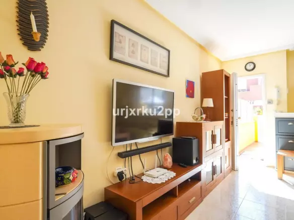 3-bedroom Town House In Orihuela Costa, Spain (97 M²)