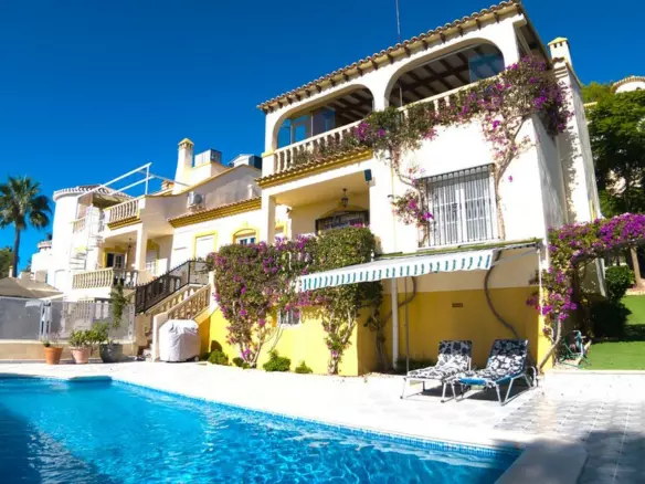 3-bedroom Villa In Orihuela Costa, Spain (133 M²)
