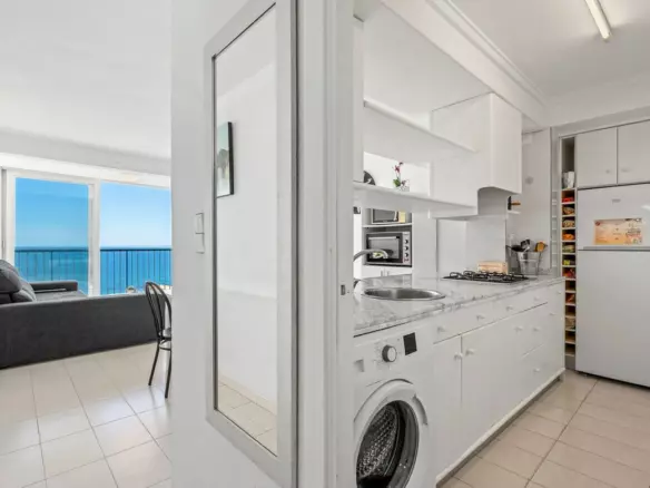 3-bedroom Apartment In Santa Pola, Spain (77 M²)
