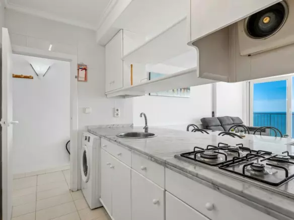 3-bedroom Apartment In Santa Pola, Spain (77 M²)