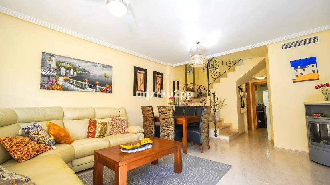 3-bedroom Town House In Orihuela Costa, Spain (97 M²)