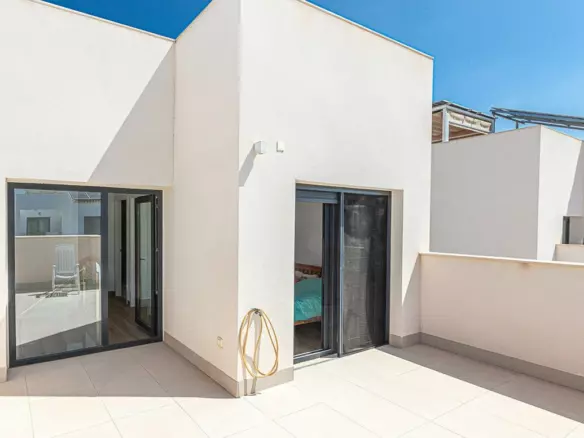 3-bedroom Villa In Rojales, Spain (162 M²)