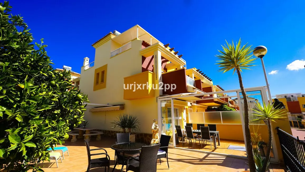 3-bedroom Town House In Orihuela Costa, Spain (97 M²)