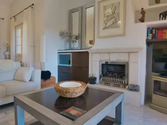 3-bedroom Villa In Orihuela Costa, Spain (133 M²)