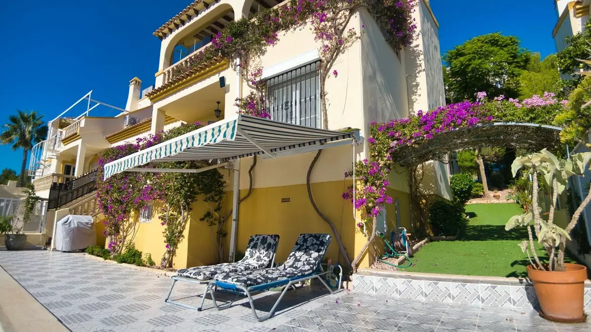 3-bedroom Villa In Orihuela Costa, Spain (133 M²)