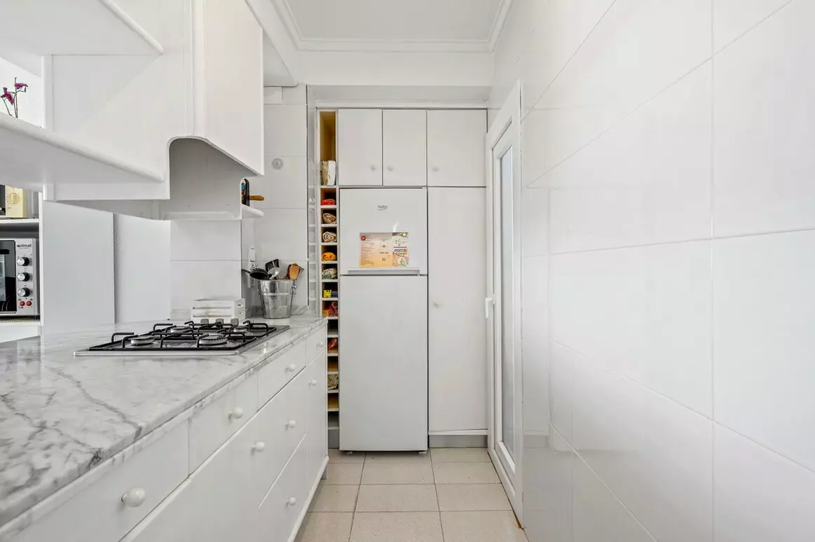 3-bedroom Apartment In Santa Pola, Spain (77 M²)