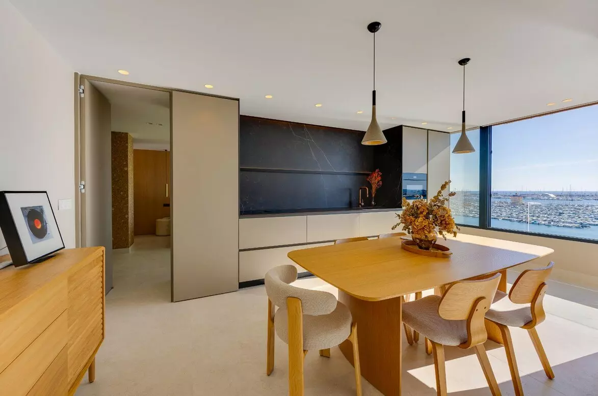 2-bedroom Apartment In Torrevieja, Spain (110 M²)