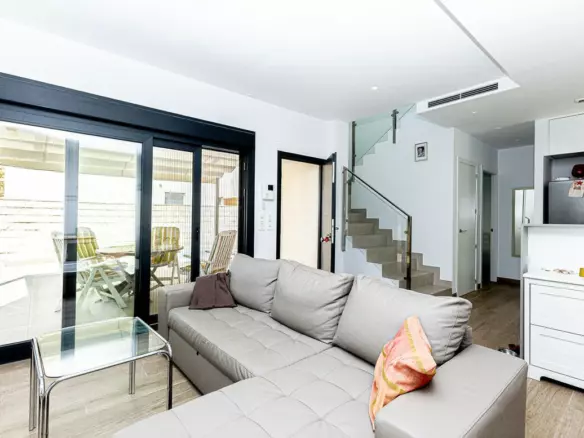 3-bedroom Villa In Rojales, Spain (162 M²)