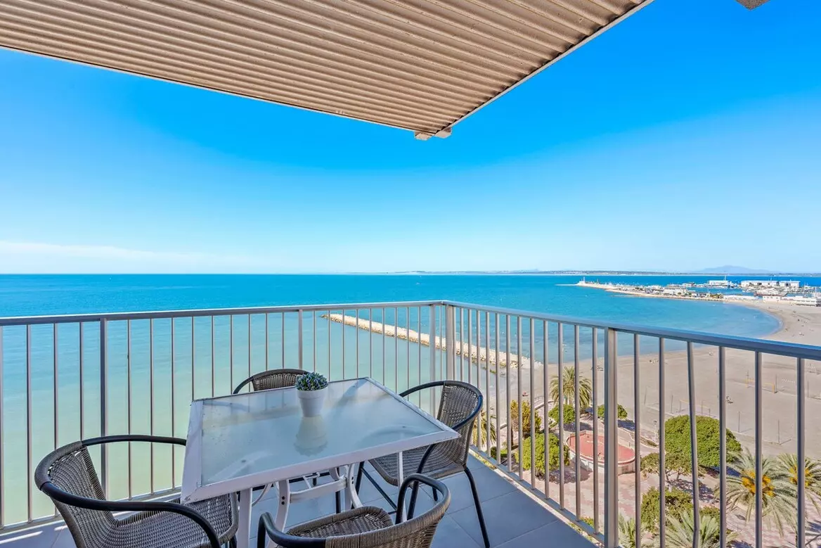 3-bedroom Apartment In Santa Pola, Spain (77 M²)