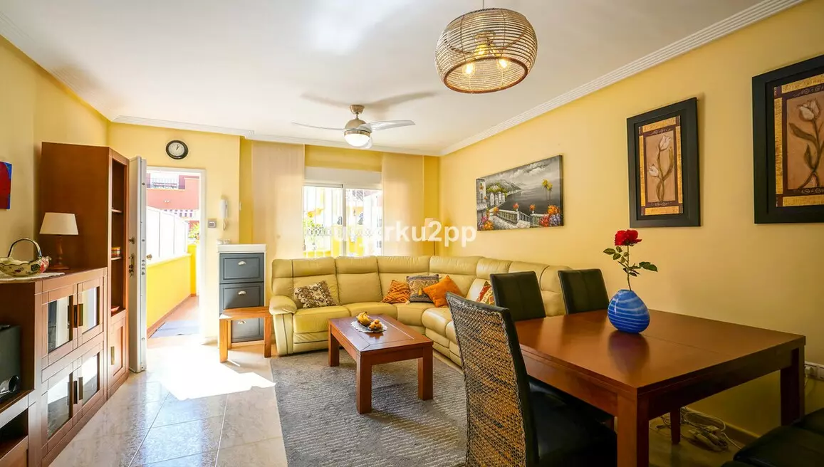 3-bedroom Town House In Orihuela Costa, Spain (97 M²)