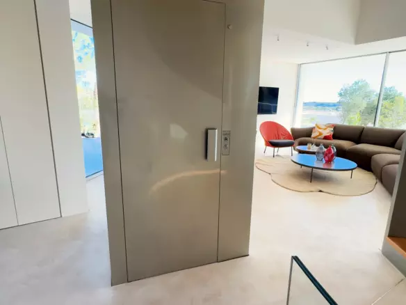 3-bedroom Villa In Orihuela, Spain (332 M²)
