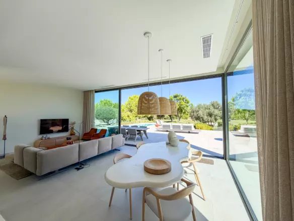 4-bedroom Villa In Orihuela, Spain (224 M²)