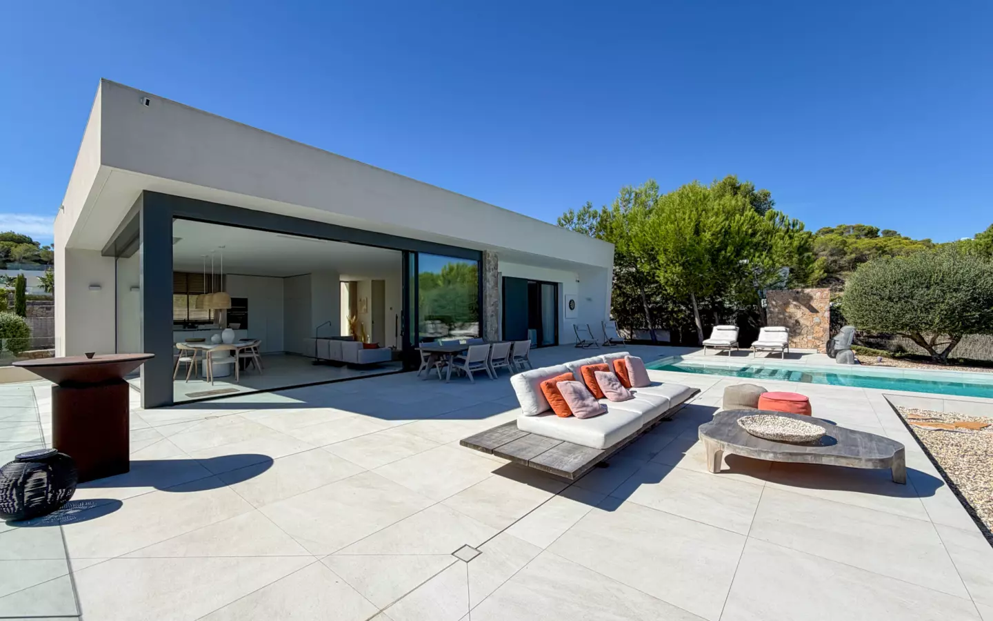 4-bedroom Villa In Orihuela, Spain (224 M²)