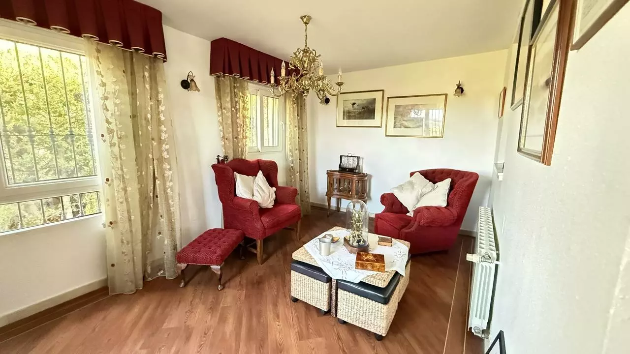 5-bedroom Villa In Pilar De La Horadada, Spain (220 M²)