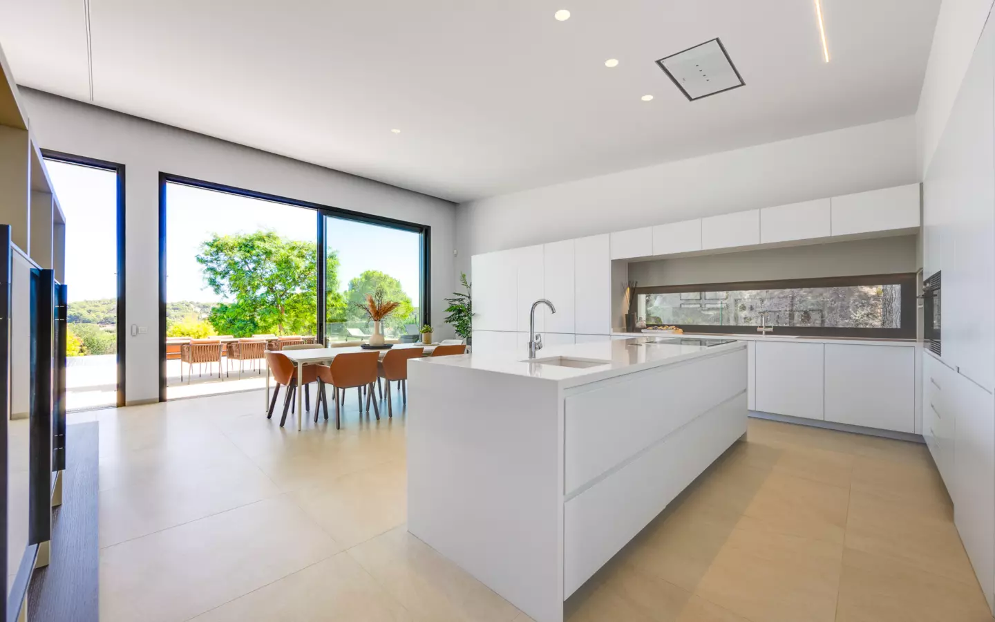 5-bedroom Villa In Orihuela, Spain (358 M²)