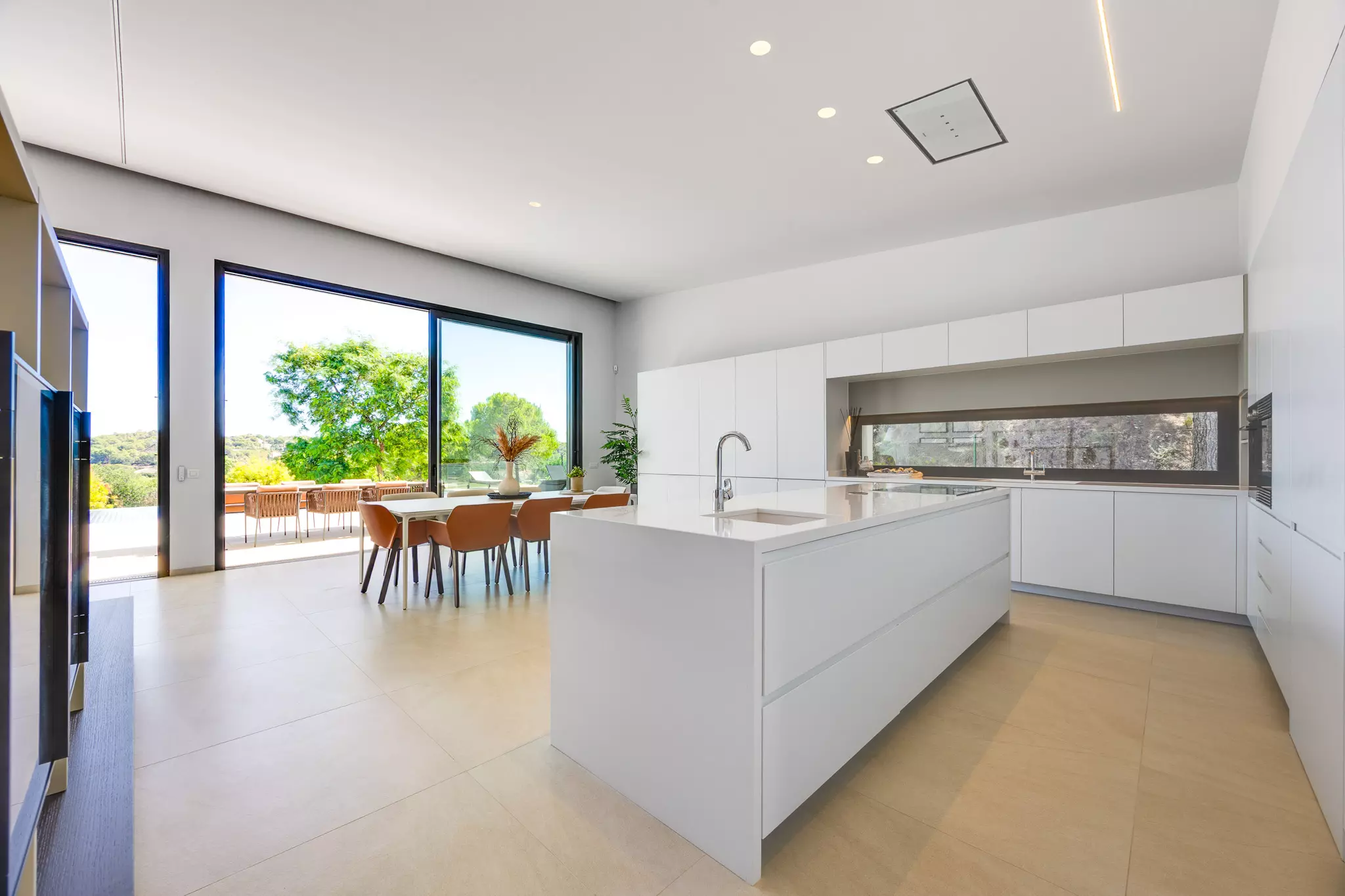 5-bedroom Villa In Orihuela, Spain (358 M²)