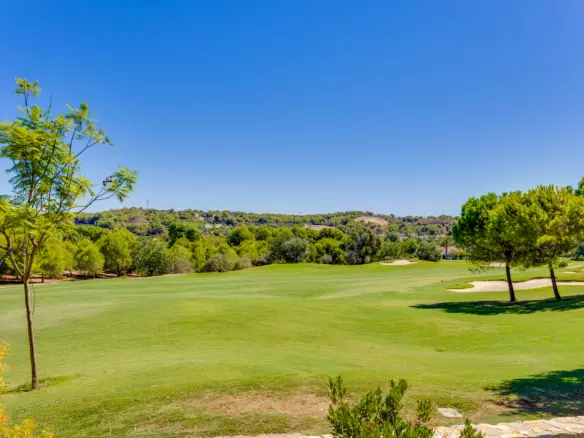5-bedroom Villa In Orihuela, Spain (358 M²)