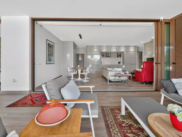 3-bedroom Apartment In Orihuela, Spain (125 M²)
