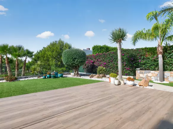 3-bedroom Apartment In Orihuela, Spain (125 M²)