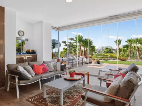 3-bedroom Apartment In Orihuela, Spain (125 M²)
