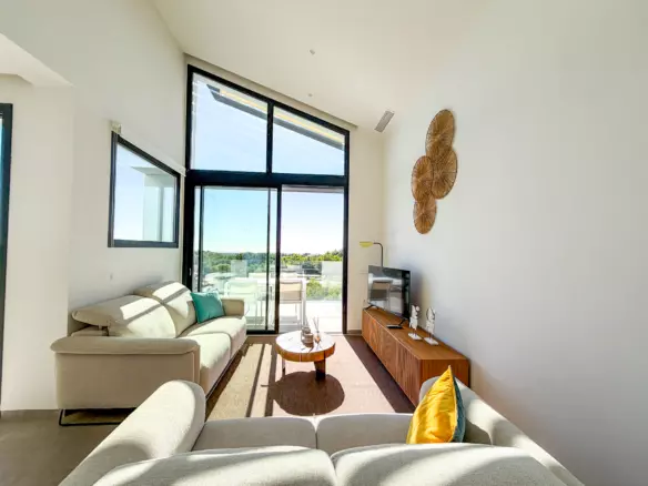 2-bedroom Apartment In Orihuela, Spain (80 M²)