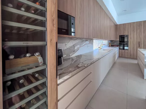 5-bedroom Villa In Orihuela, Spain (239 M²)