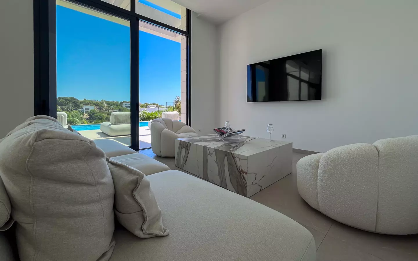 5-bedroom Villa In Orihuela, Spain (239 M²)