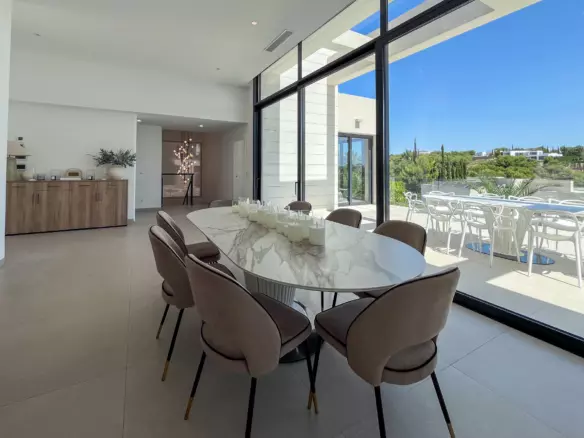 5-bedroom Villa In Orihuela, Spain (239 M²)