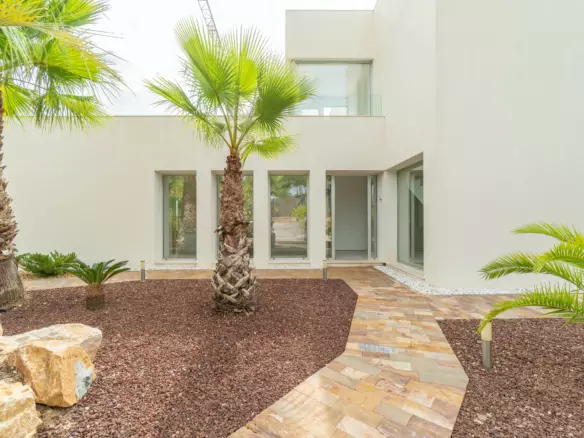 5-bedroom Villa In Orihuela, Spain (454 M²)