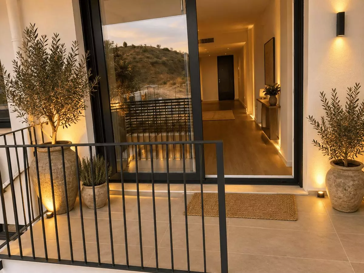 2-bedroom Property In Fuengirola, Spain (117 M²)