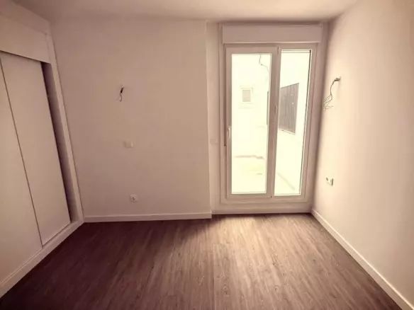 2-bedroom Property In Fuengirola, Spain (117 M²)